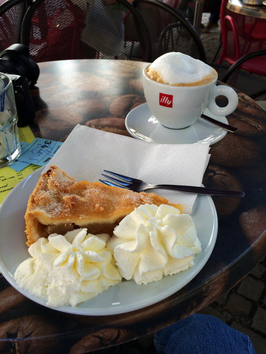 Regensburg. Apple pie today