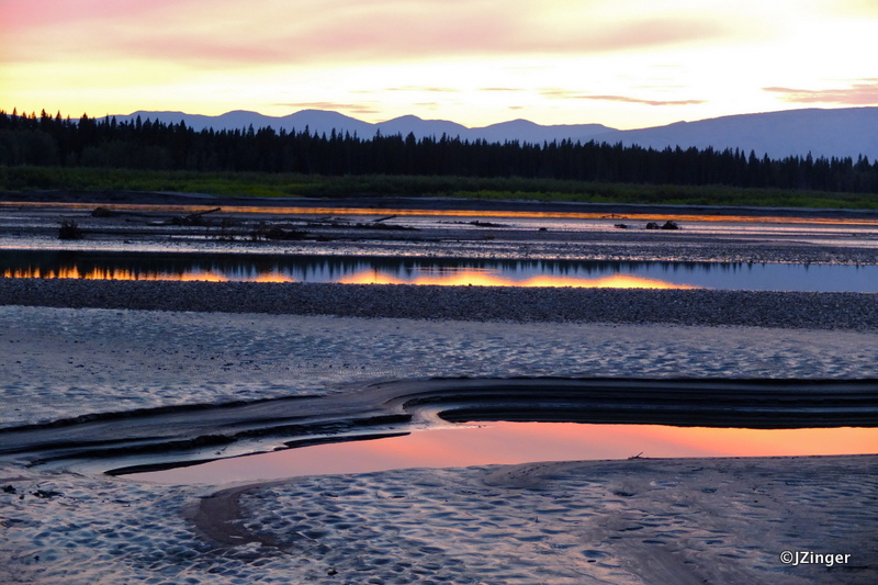 Paddling Trip down the  Mackenzie River, North Nahanni Confluence