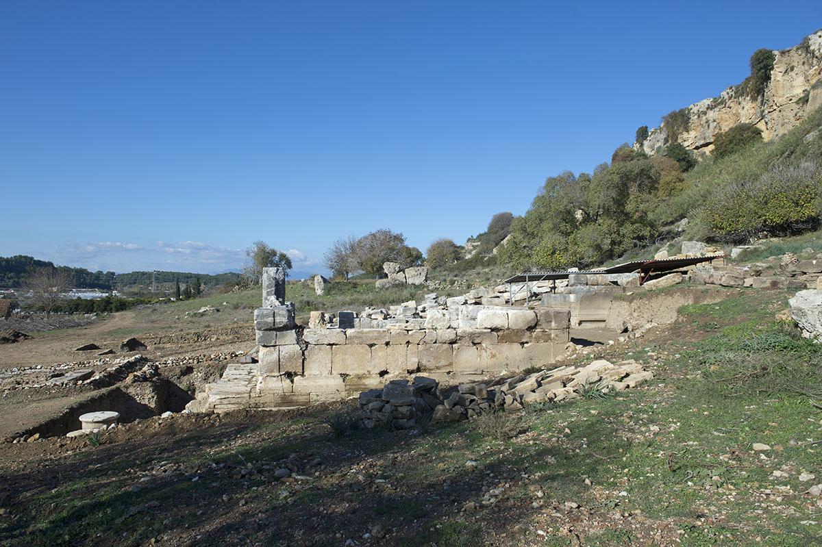 Perge December 2013 3039.jpg