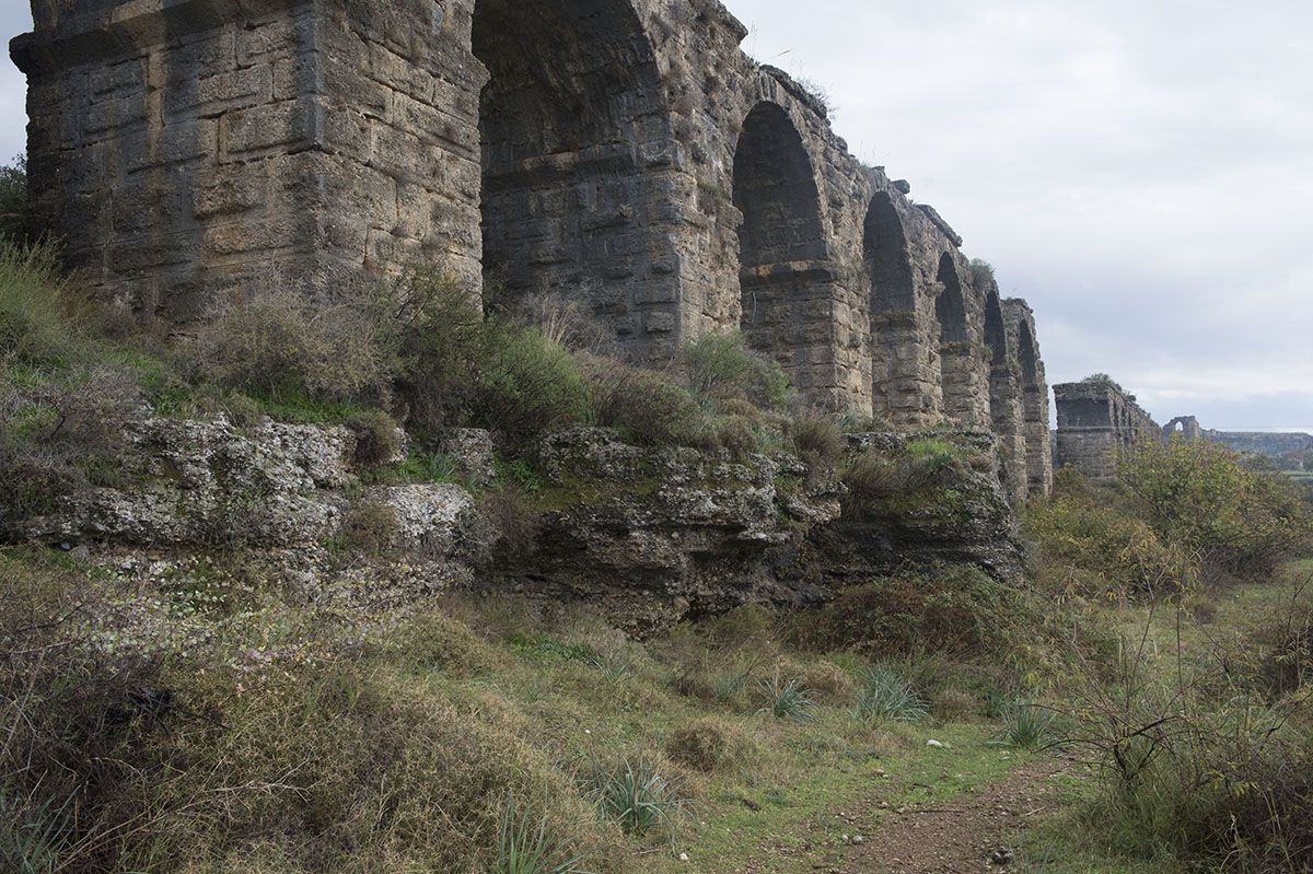 Aspendos December 2013 3289.jpg