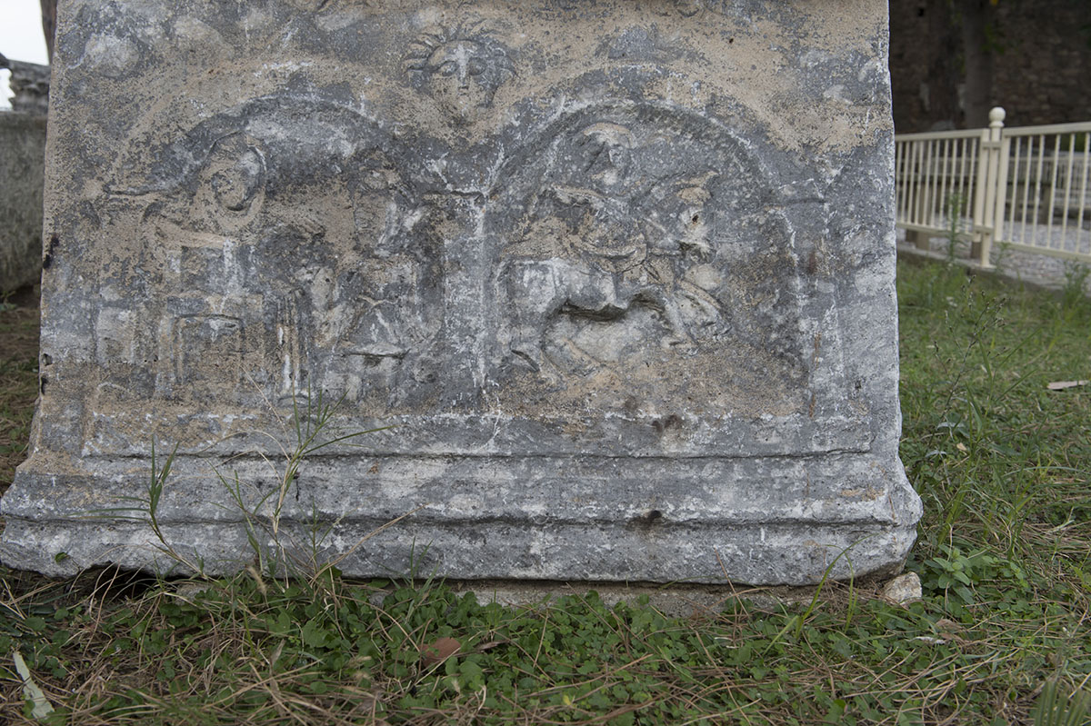 Side December 2013 3601.jpg