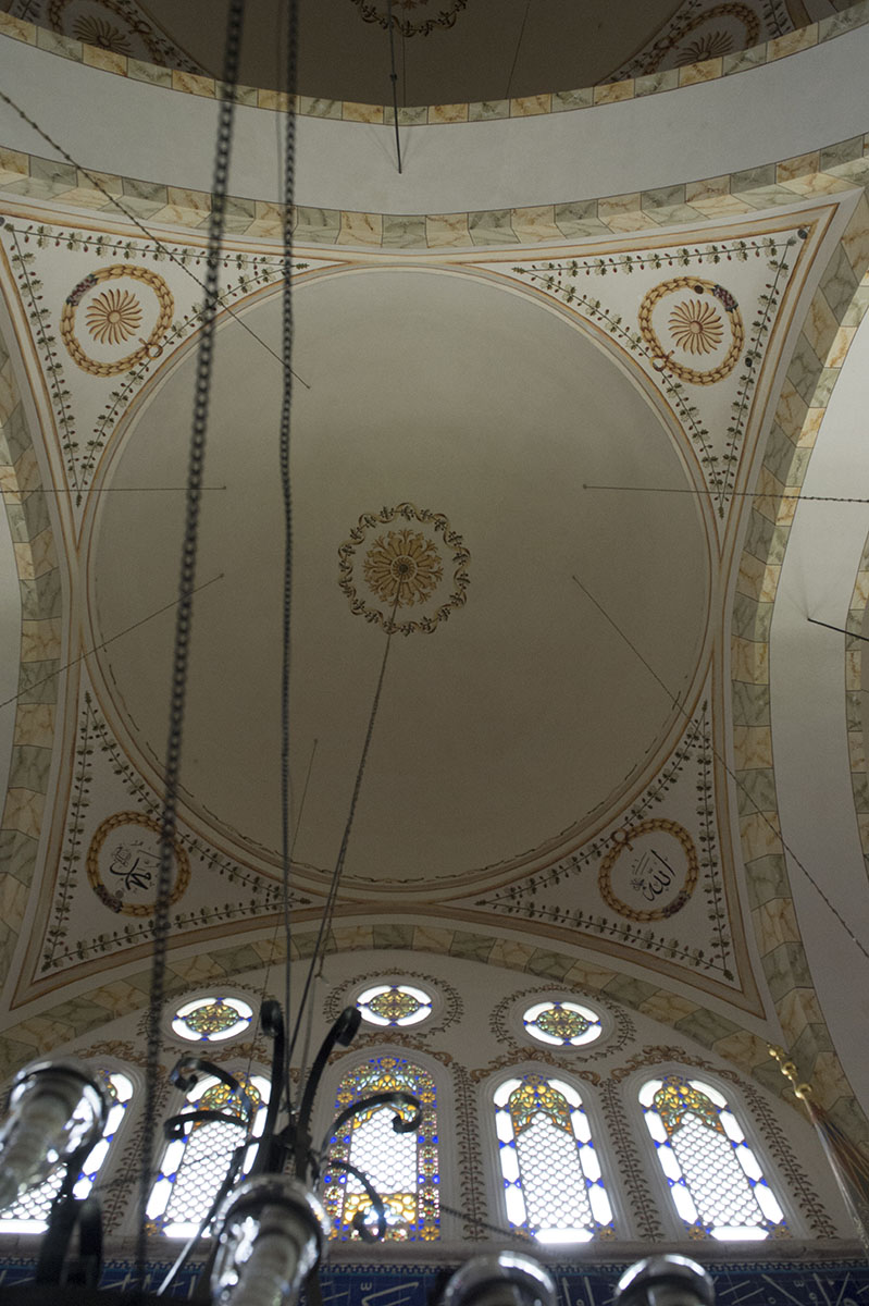Istanbul Piyale Pasha Mosque May 2014 6721.jpg