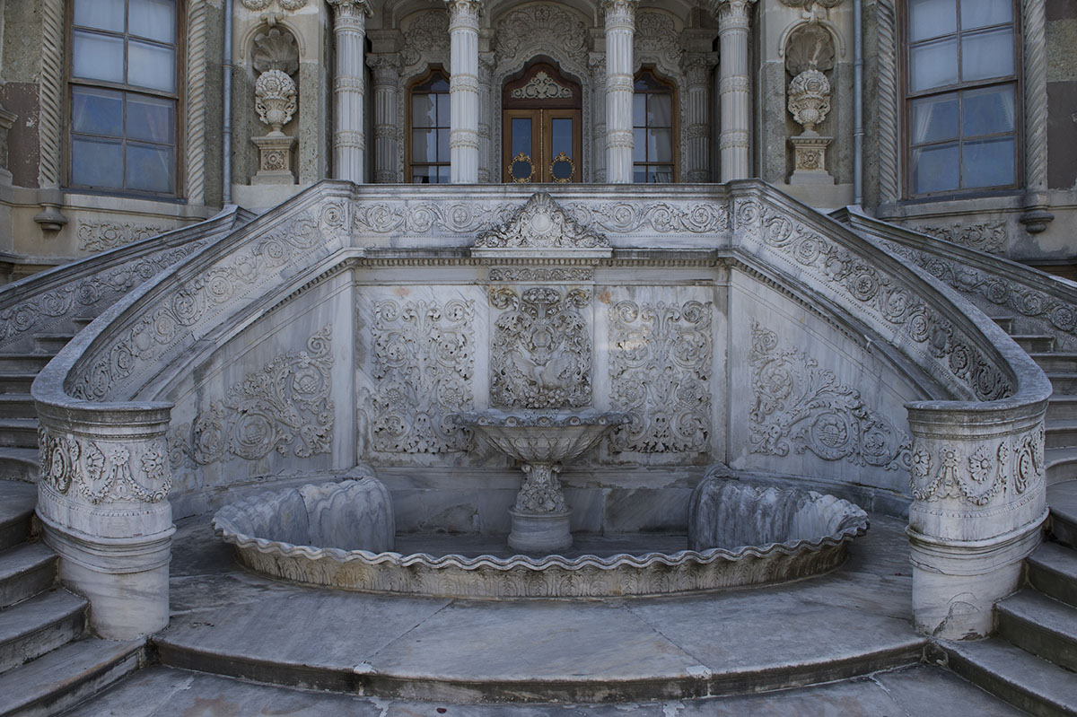 Istanbul Kucuksu Palace May 2014 8852.jpg