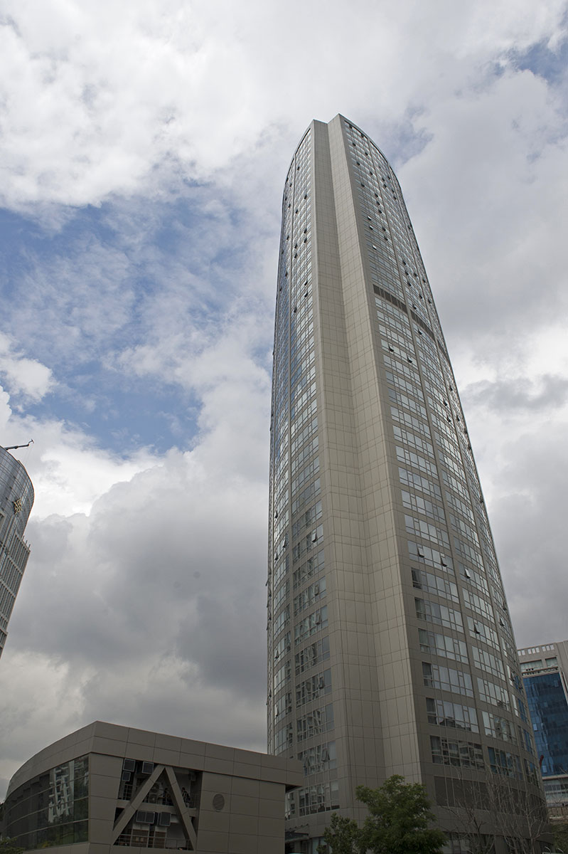 Istanbul Hilton and other high-rises May 2014 9334.jpg