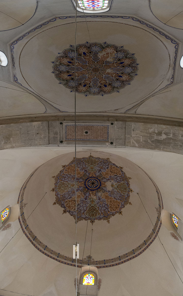 Bursa Yildirim Mosque May 2014 7147 panorama.jpg