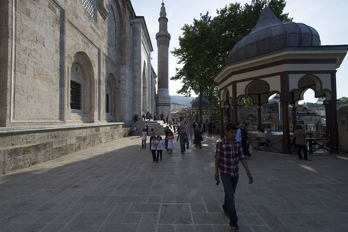 Bursa Ulu Camii May 2014 7180.jpg