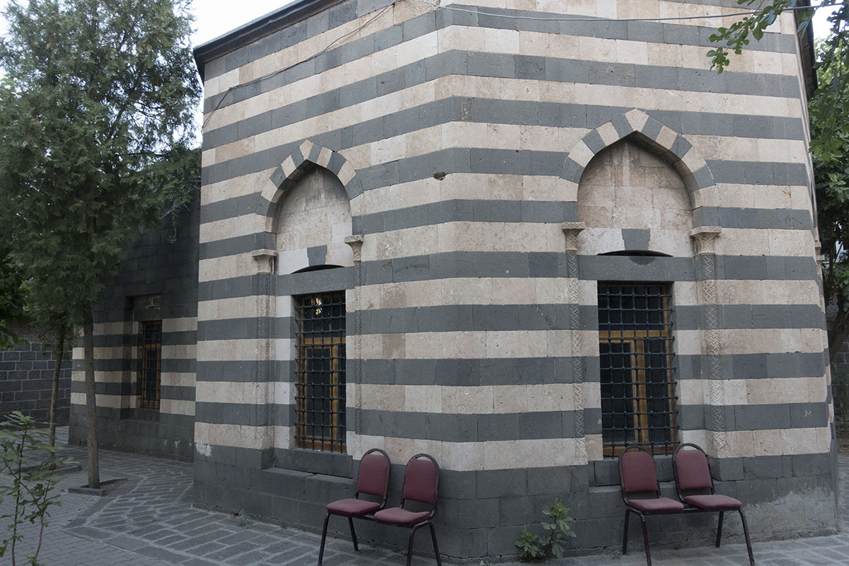 Diyarbakir Fatih Pasha Camii september 2014 1160.jpg