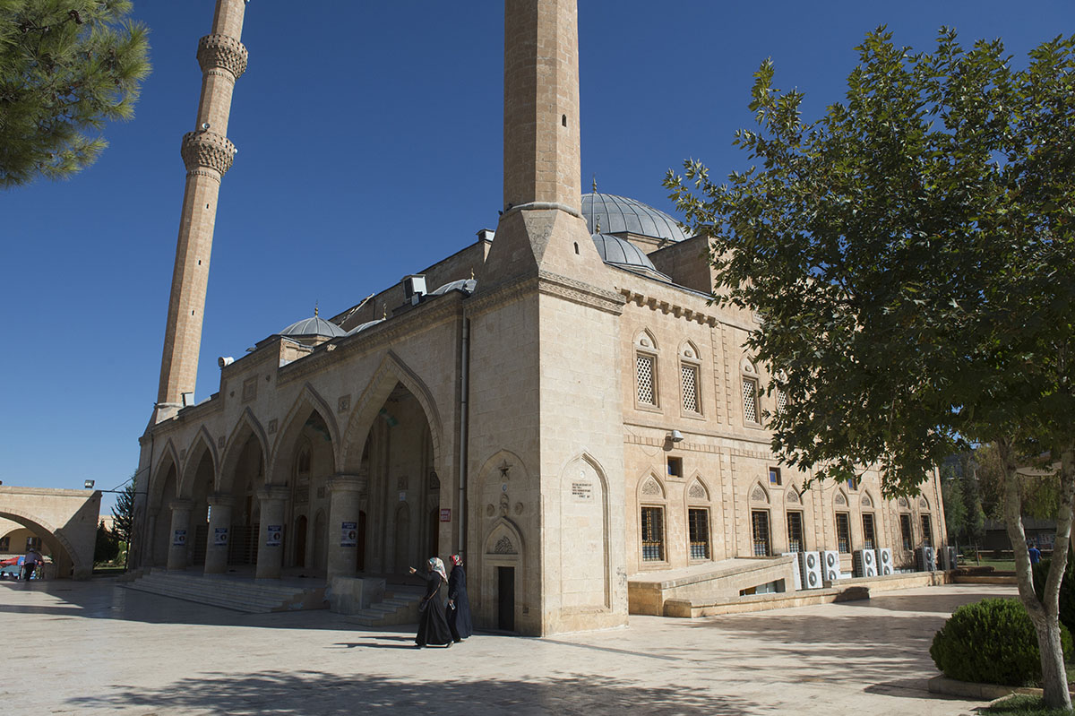 Urfa Eyup Peygamber september 2014 3535.jpg