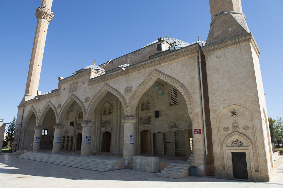 Urfa Eyup Peygamber september 2014 3536.jpg