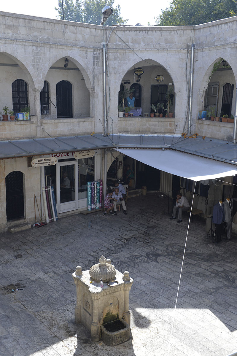 Urfa Markets area september 2014 3316.jpg