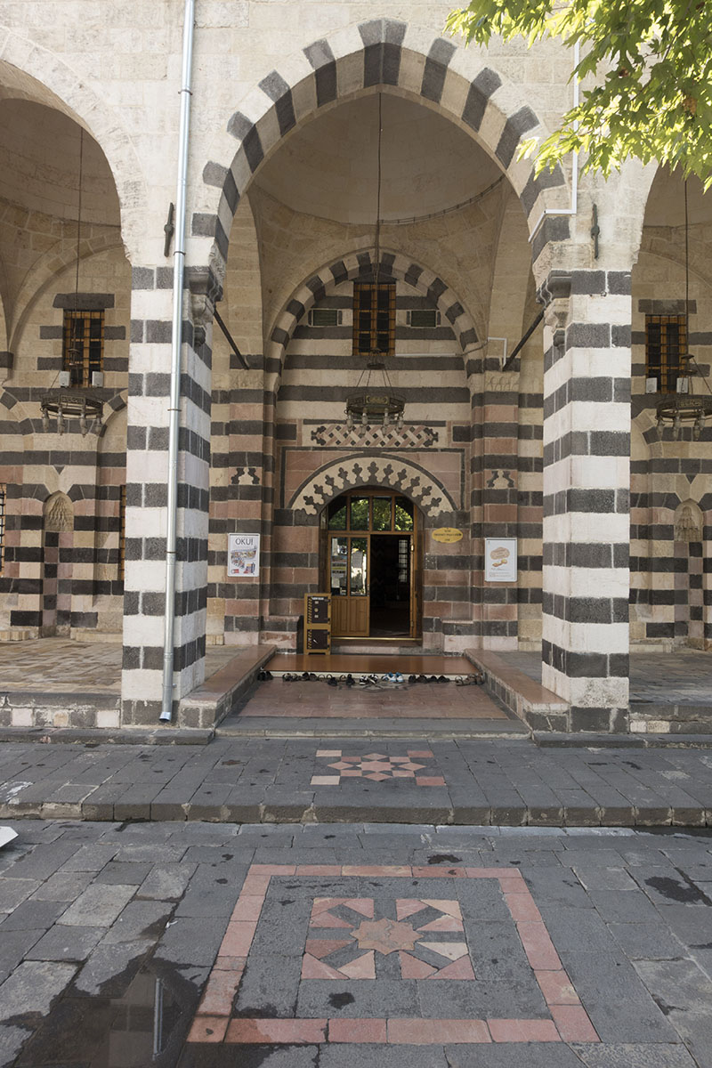 Gaziantep Nuhri Mehmet Pasha Mosque september 2014 0904.jpg