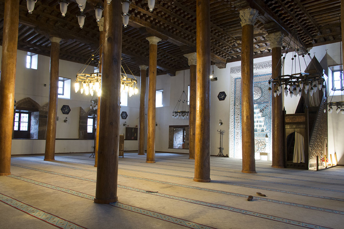 Ankara Aslanhane Camii november 2014 4301.jpg