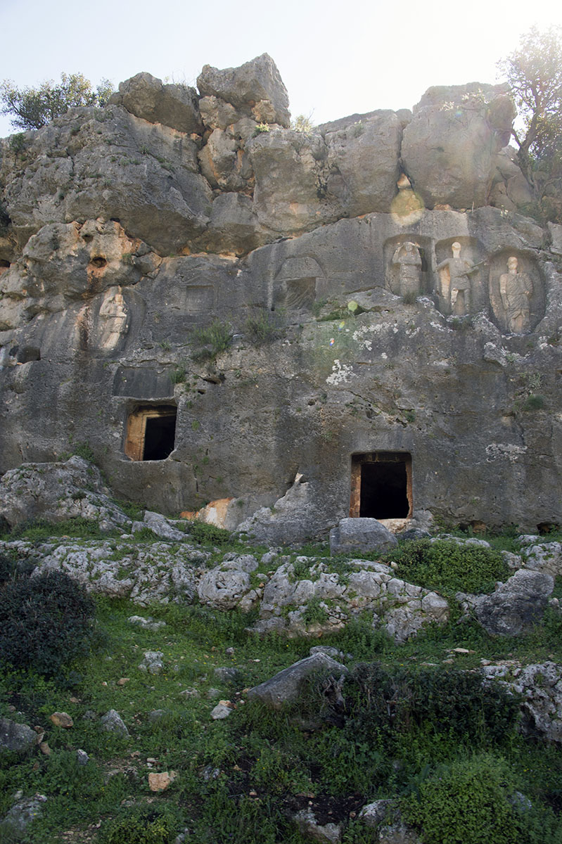 Canakci rock tombs march 2015 6784.jpg
