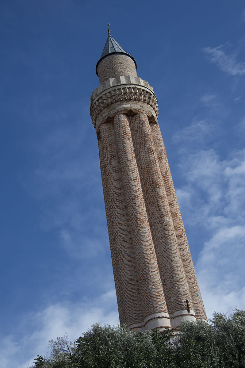 Antalya Fluted Minaret Mosque feb 2015 4788.jpg