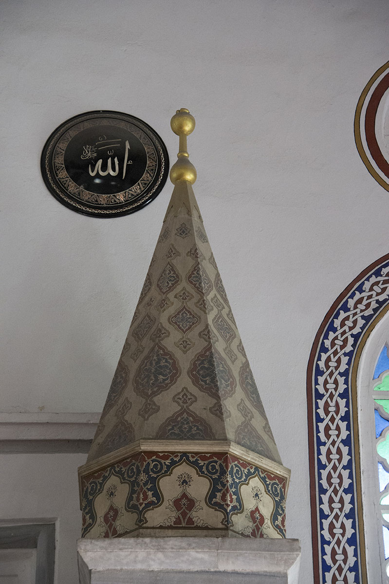 Istanbul Bali Pasha Mosque 2015 9195.jpg