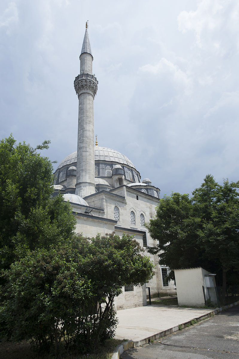Istanbul Nisanci Mehmet Pasha mosque 2015 9288.jpg