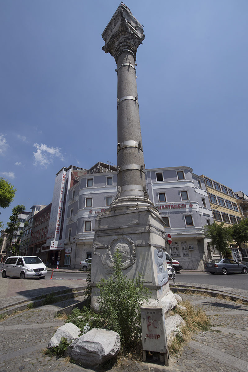 Istanbul Marcian Column 2015 9032.jpg