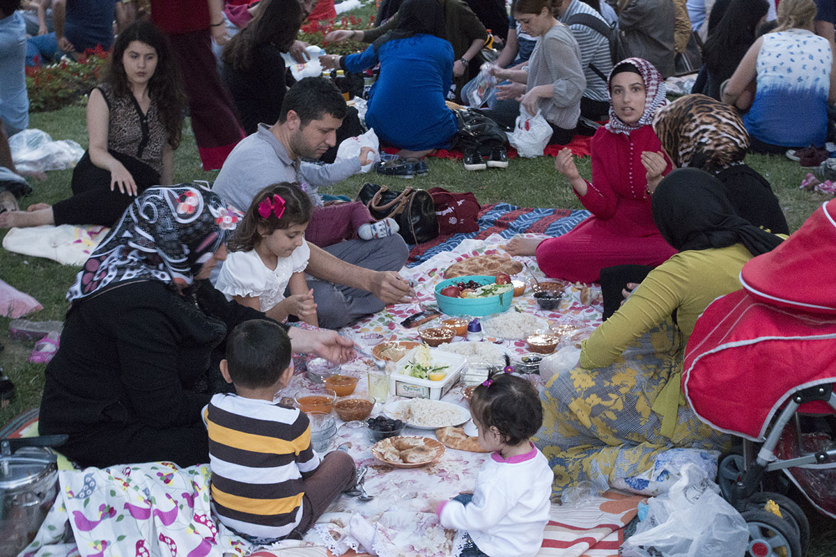 Istanbul Iftar at At Meydan2672.jpg