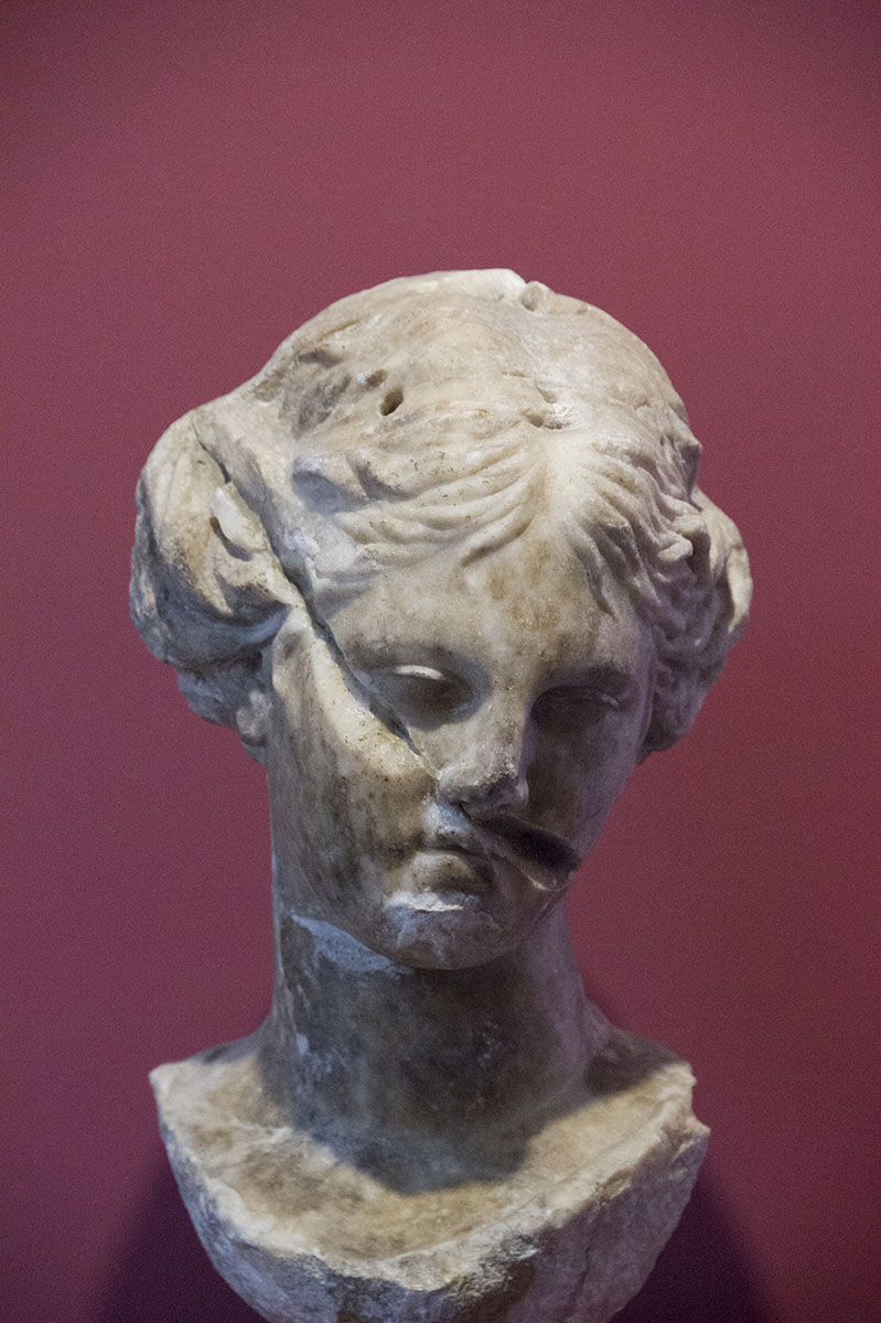 Izmir Museum October 2015 2450_1.jpg