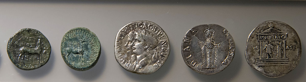Selcuk Museum October 2015 2924.jpg