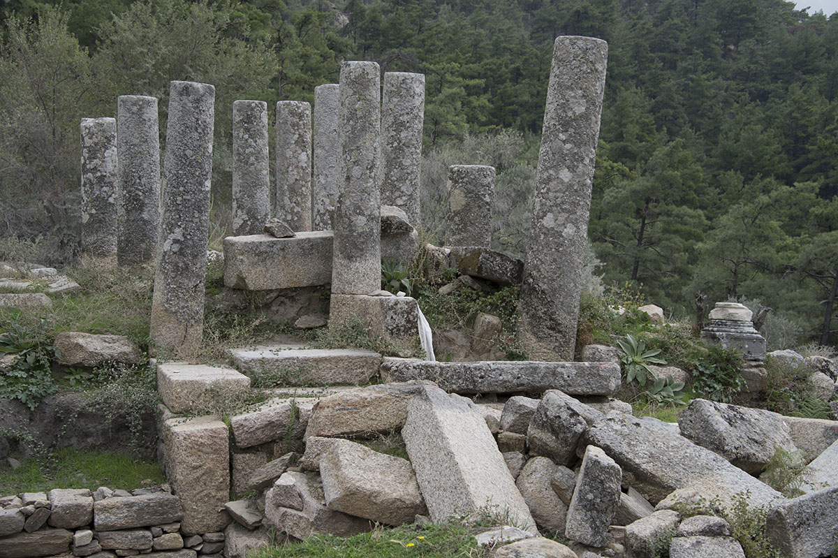 Labraunda Hypostyle Building 3787.jpg