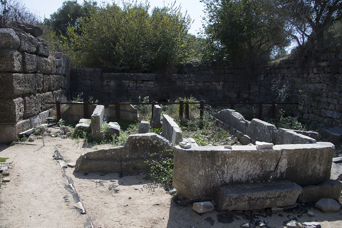 Miletus Faustina Baths October 2015 3370.jpg
