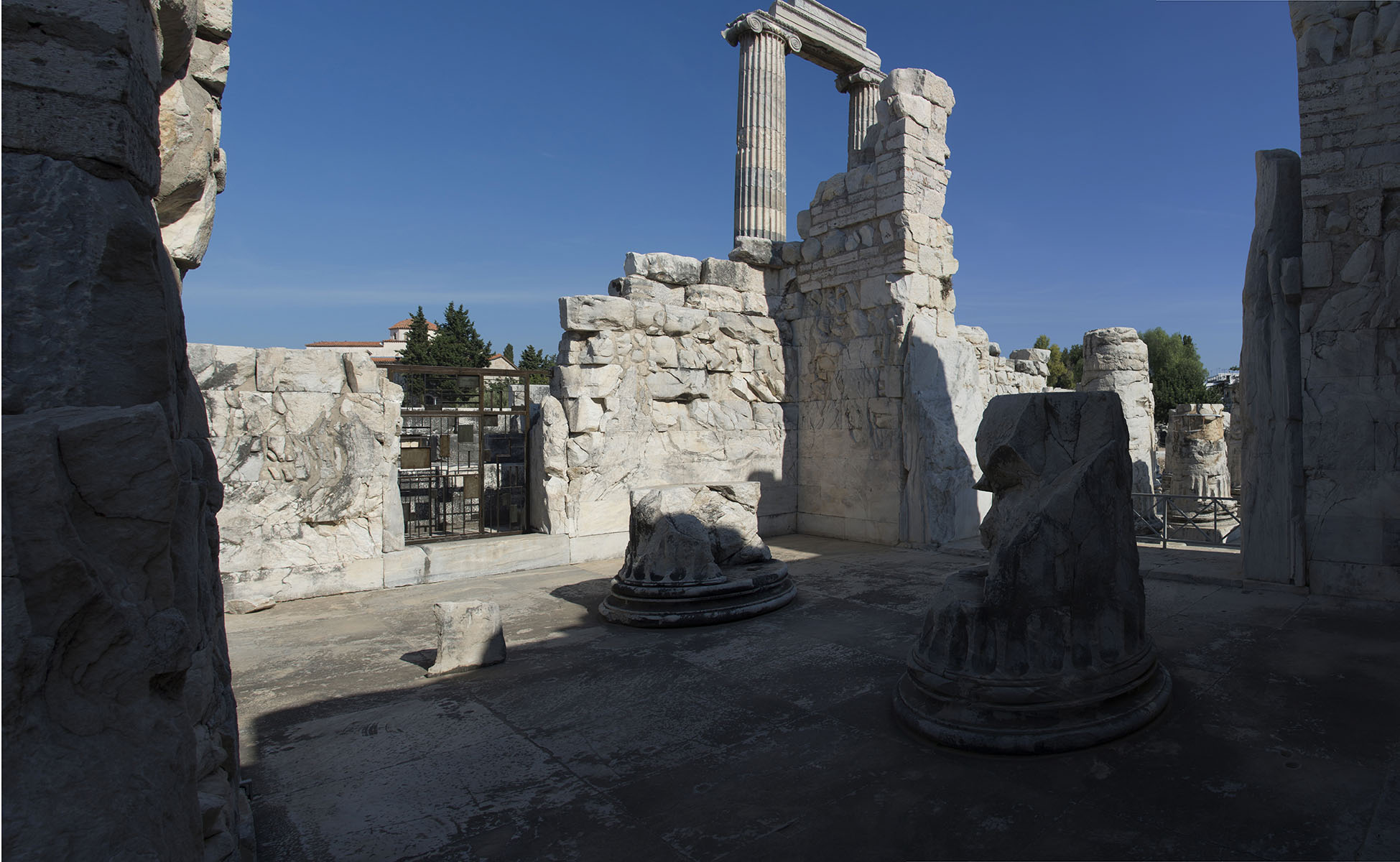 Didyma Apollo Temple October 2015 3263 Panorama.jpg
