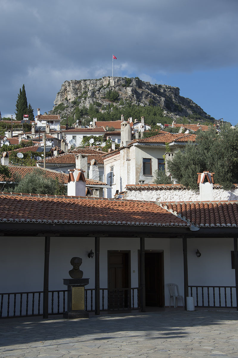 Mugla muftuler house of Khan October 2015 4225.jpg