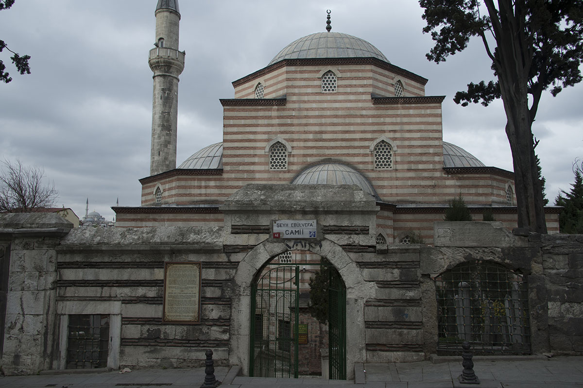 Istanbul Shey Ebul Vefa mosque december 2015 6306.jpg