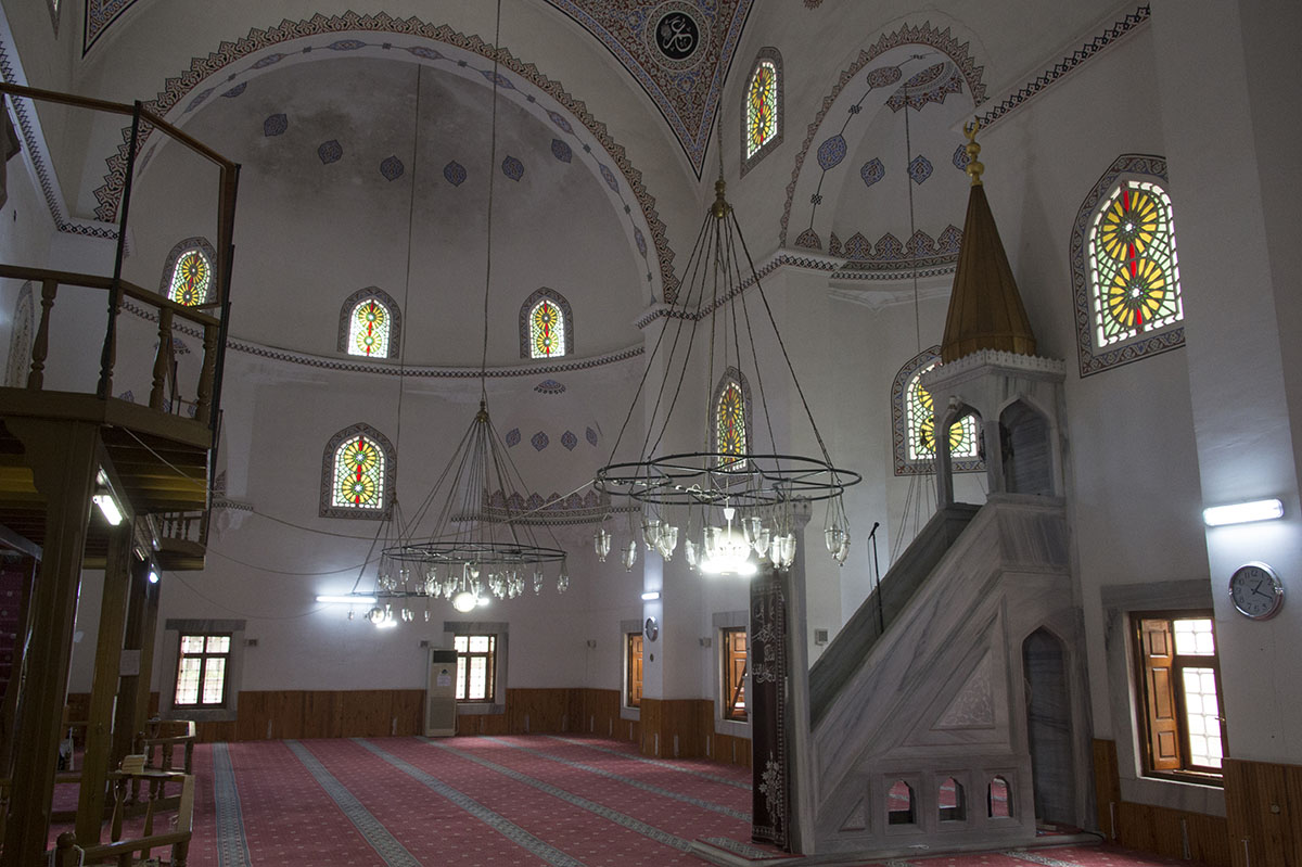 Istanbul Shey Ebul Vefa mosque december 2015 6312.jpg