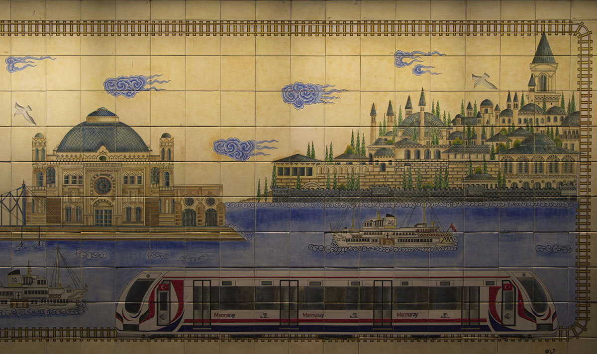 Istanbul Marmaray station Sirkeci december 2015 5312.jpg