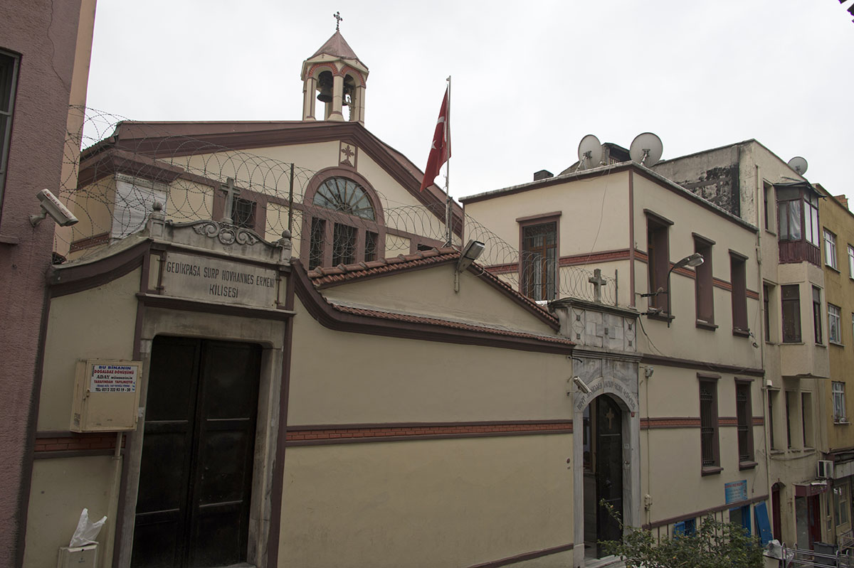 Istanbul St Johns Armenian Church december 2015 5287.jpg