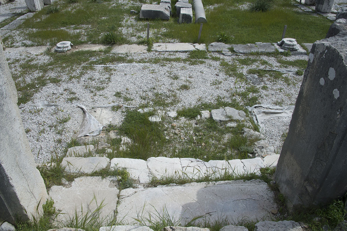 Xanthos Byzantine Basilica 2016 7253.jpg