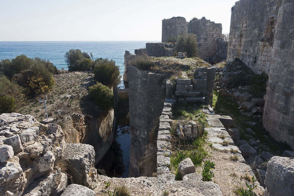 Kizkalesi Korykos dec 2016 3229.jpg