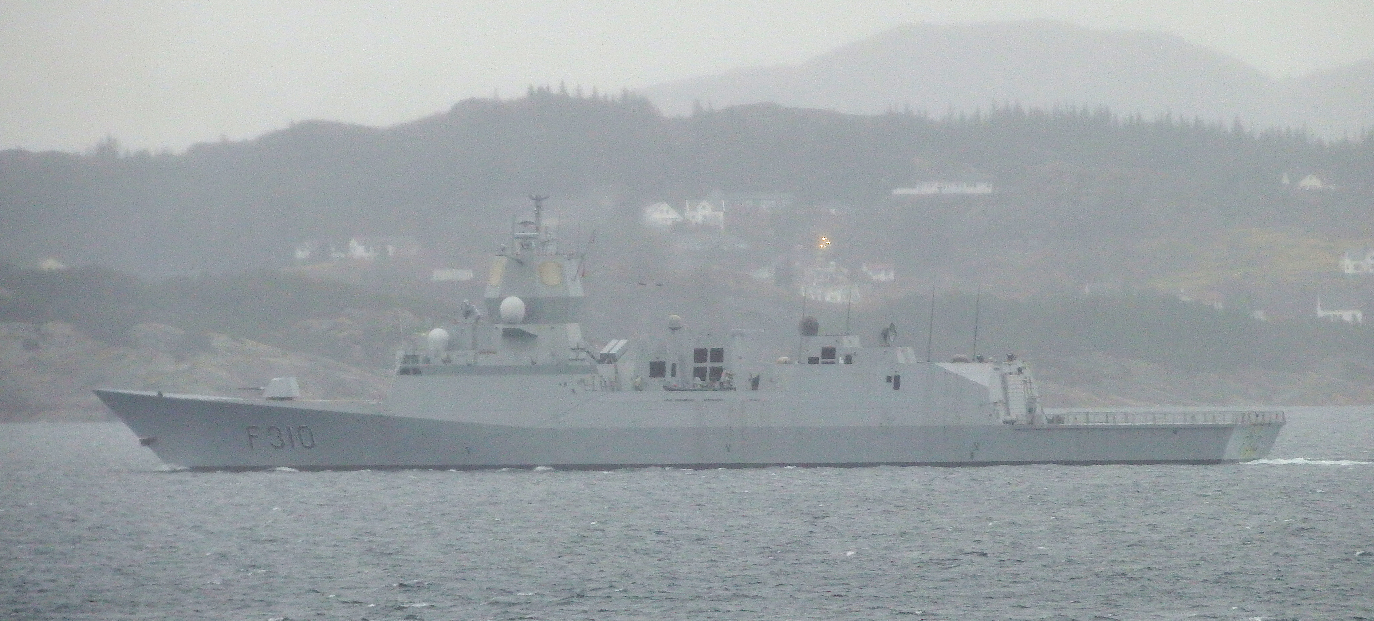KNM Fridtjof Nansen F -310
