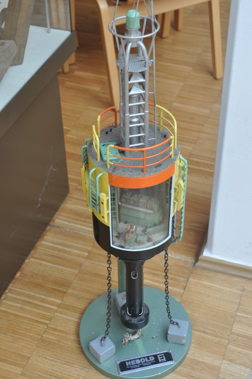 Model of the utility buoy 