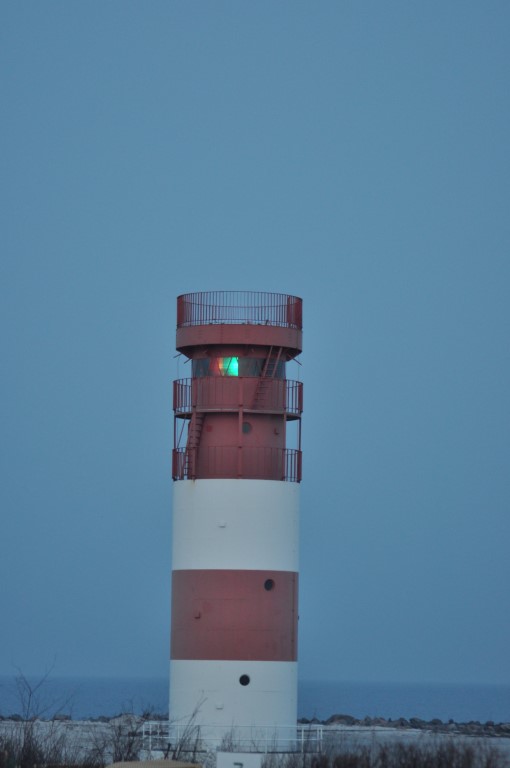 Leading light