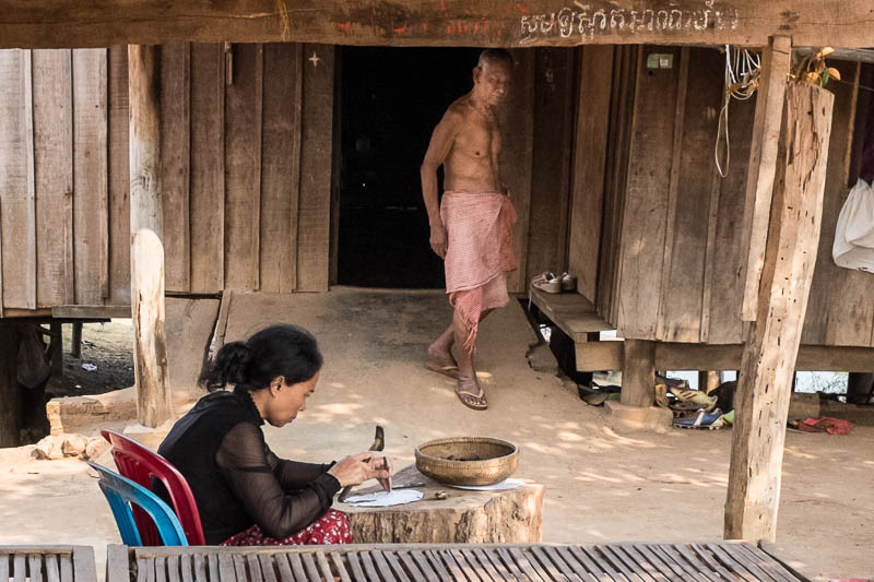 Metalwork community northwest of Phnom Penh