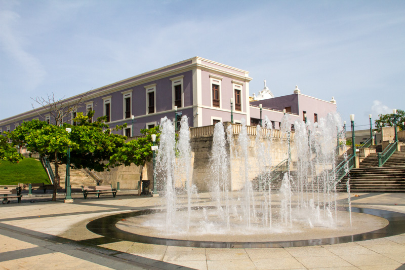 Fountain, Plaza del Quinto Centenario, Jaime Suarez, Old San Juan