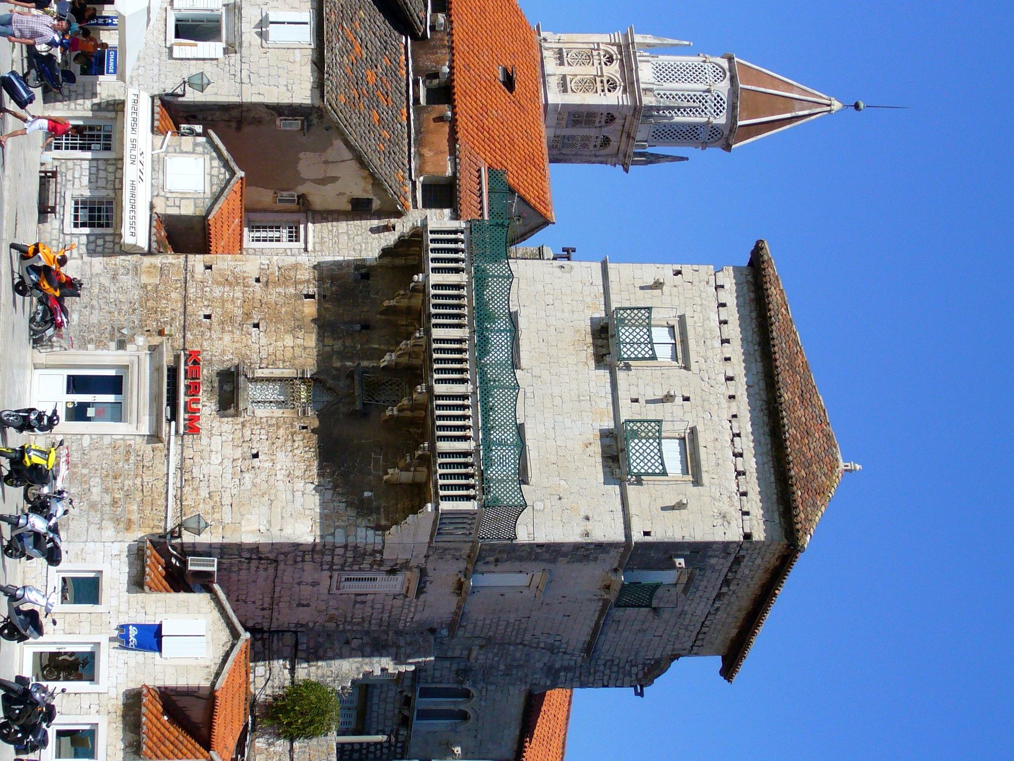 P1010385m.jpg