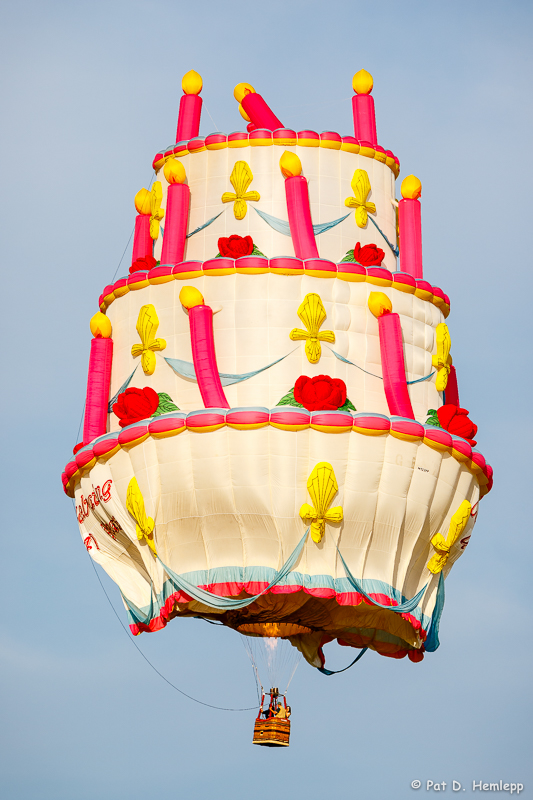 Cake in flight