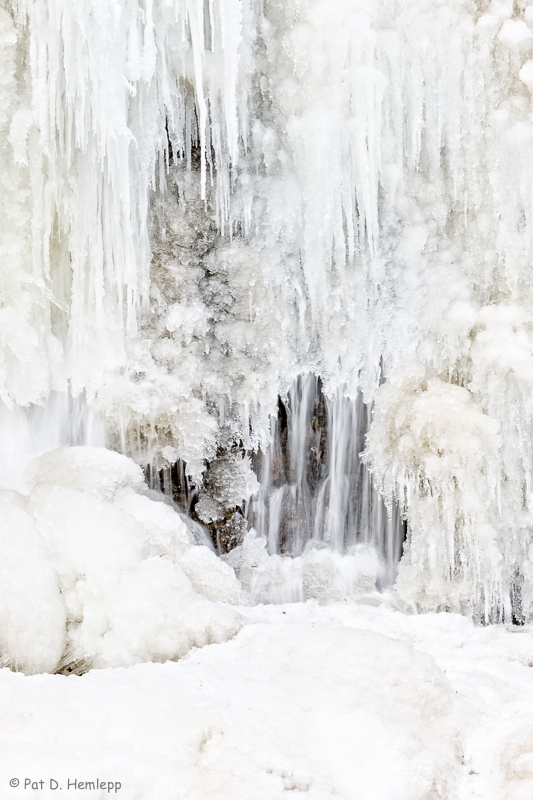 Forming icicles