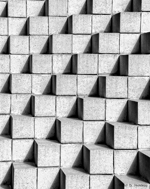 Pyramid sculpture