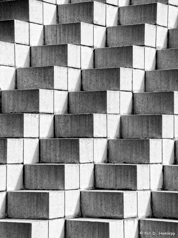 Pyramid pattern