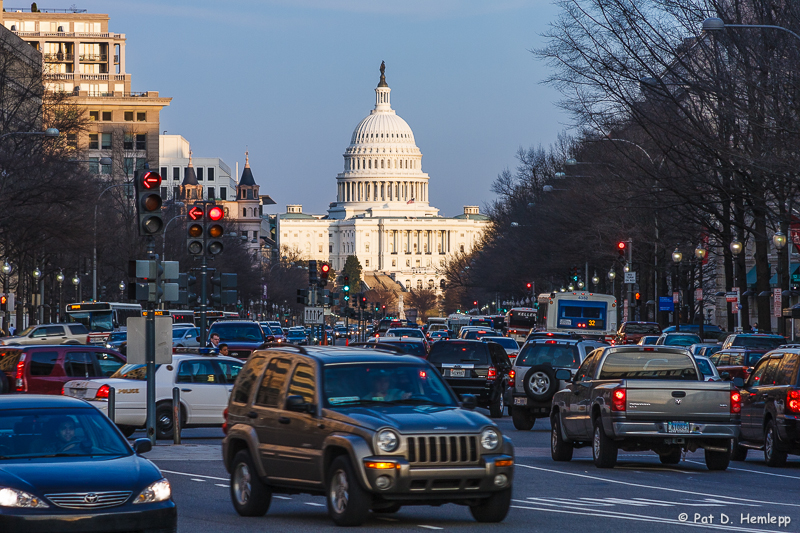 Capitol and traffic