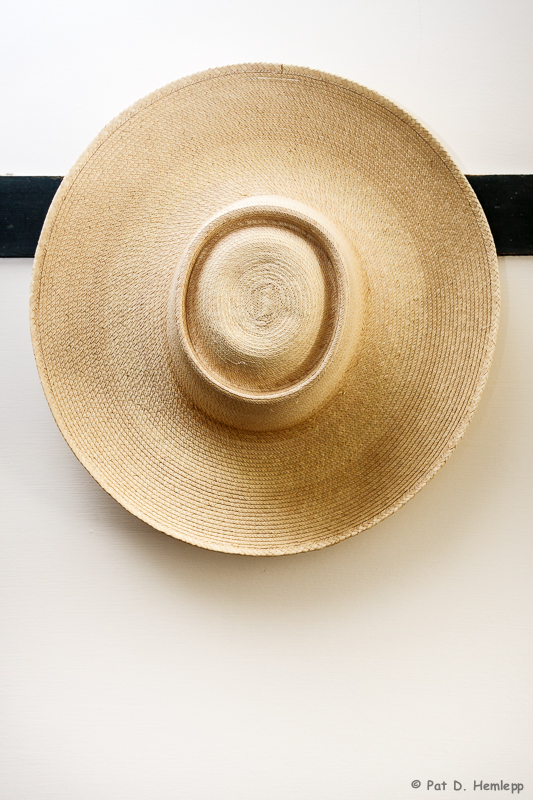 Shaker hat