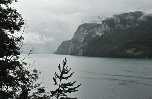 Lake Uri, Switzerland 7173
