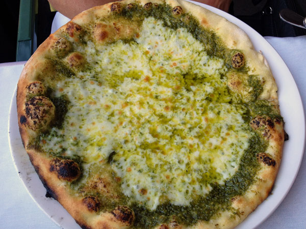 Pesto pizza 3454
