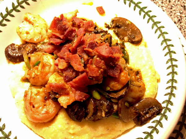 05 Shrimp and grits at home 7385