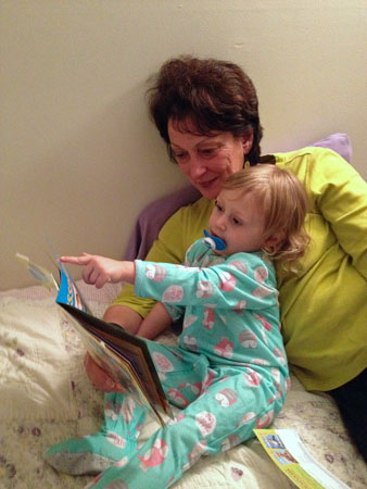 22 Bedtime story with Ms O 8283